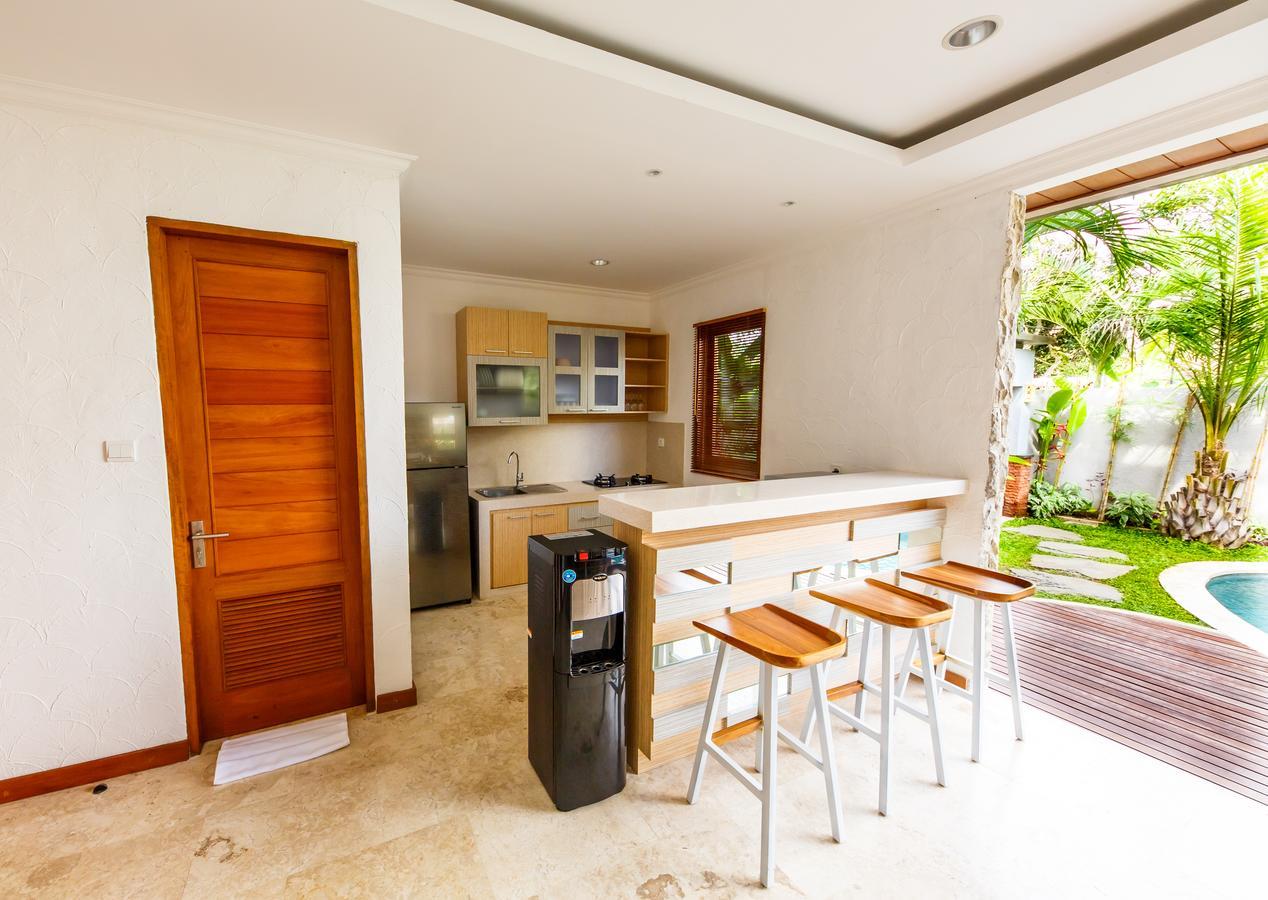 Villa Suzuki 2 Seminyak Экстерьер фото